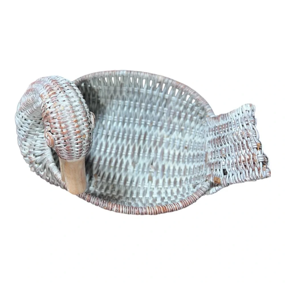 Wicker Duck Bird Nest - White and Brown